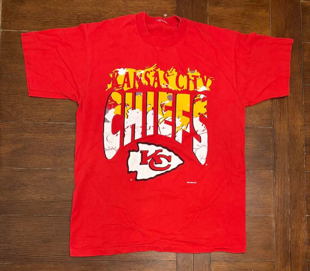 Vintage 1994 Kansas City Chiefs NFL Graphic T-Shirt Single Stitch Size Large